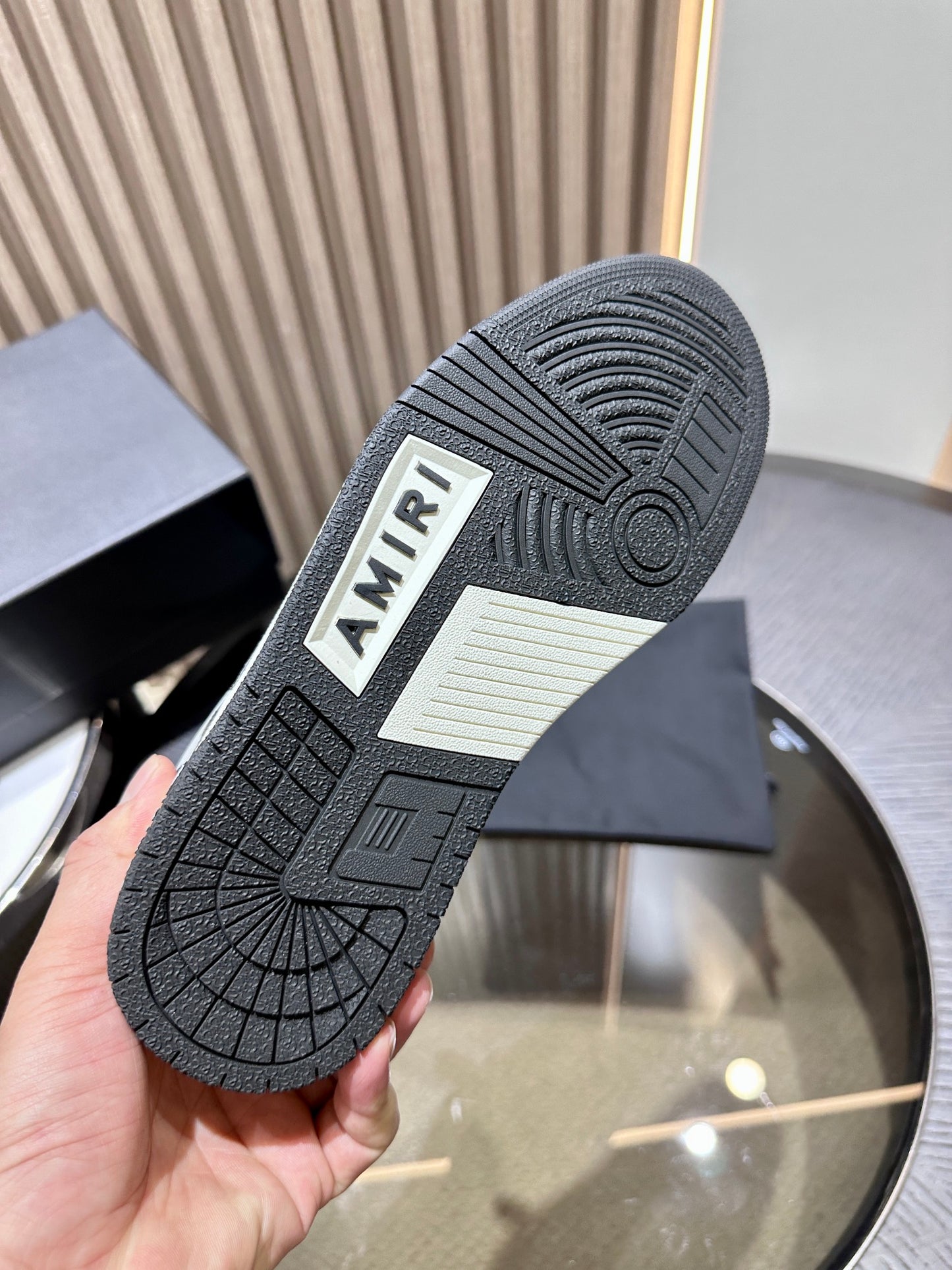 Amiri Leather Low-Top Fashion Sneakers - Casual Sports Shoes